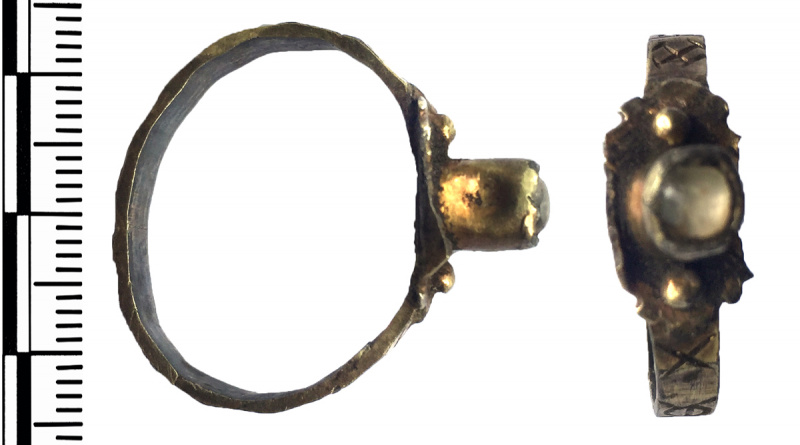 Medieval finger ring