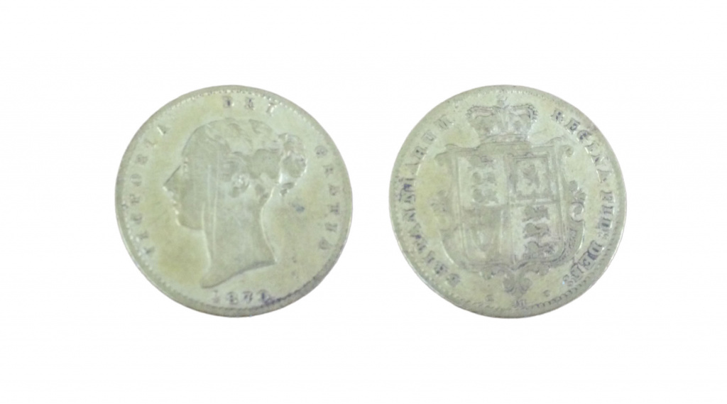 Victorian shield type gold sovereign