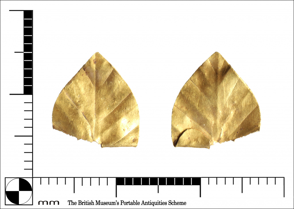 Roman gold leaf ornament