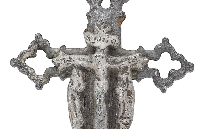 reliquary cross pendant