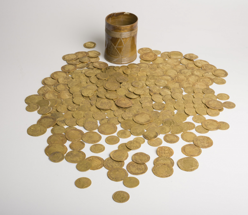 PAS photo of hoard