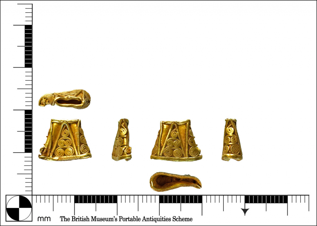 Anglo-Saxon gold spacer bead
