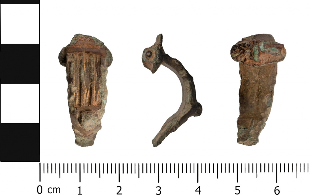 Wirral type Roman brooch
