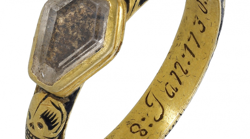Georgian gold Momemto Mori ring