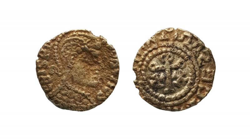 Anglo-Saxon pale gold shilling
