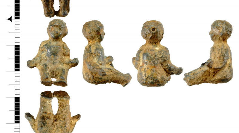 Roman figurine of a child