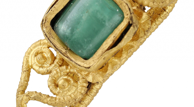 Roman gold filigree ring