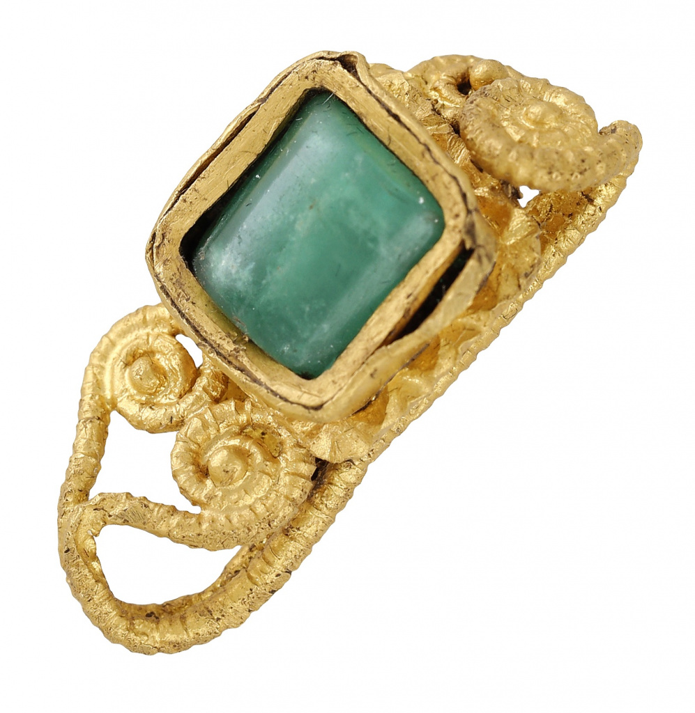 Roman gold filigree ring