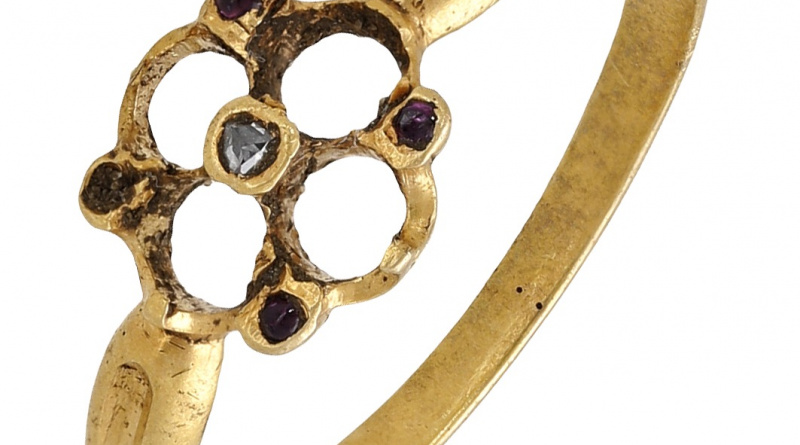 Medieval gold, diamond and amethyst ring