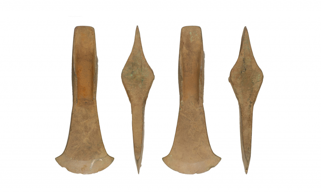 Bronze Age flanged axe head