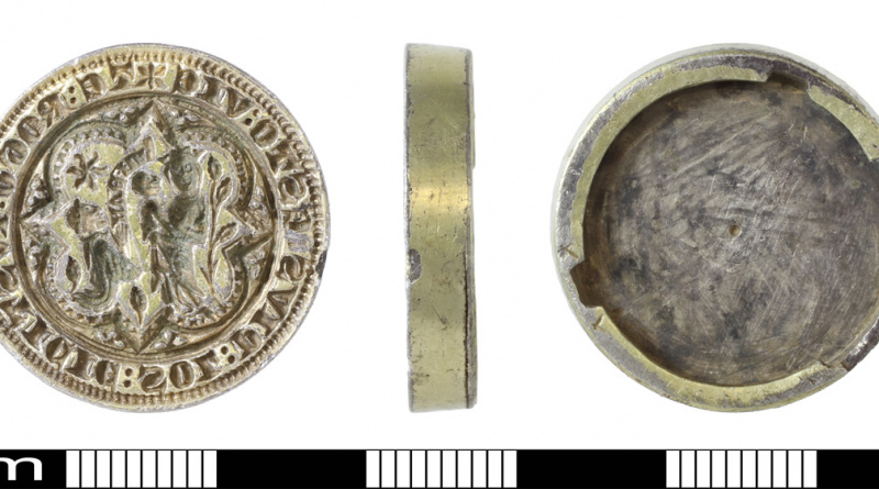 Medieval gilded silver seal matrix