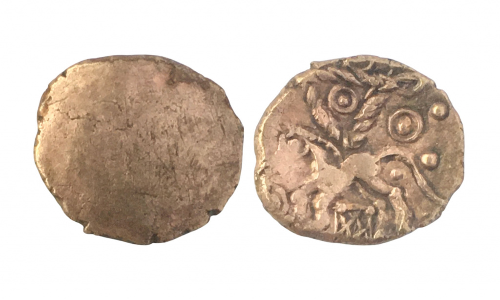 Gold Quarter Stater - Corded Triangle type of the Cantiaci